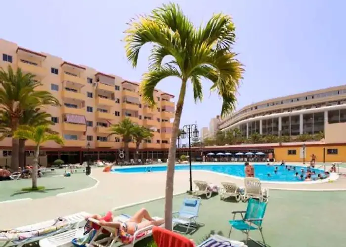 Luminoso Y Bonito Con Piscina En Frente Del Mar * Los Cristianos (Tenerife)