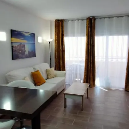 Appartamento Bonito Con Piscina En Frente Del Mar *