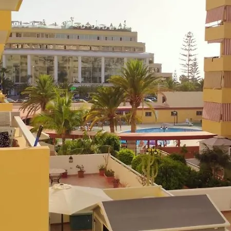 Апартаменты Luminoso Y Bonito Con Piscina En Frente Del Mar