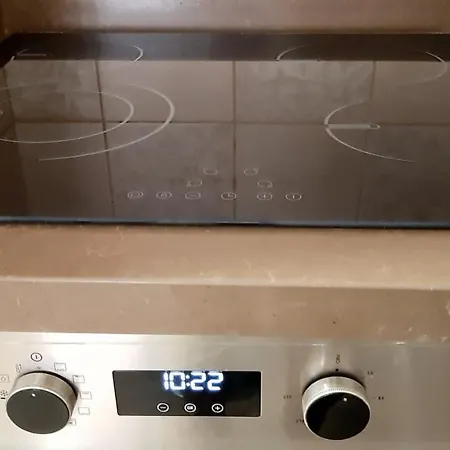 Luminoso Y Bonito Con Piscina En Frente Del Mar