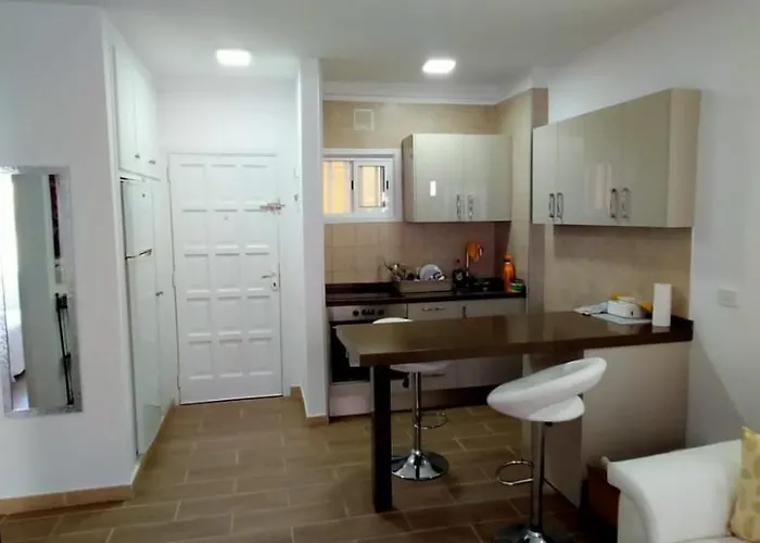 Διαμέρισμα Luminoso Y Bonito Con Piscina En Frente Del Mar *